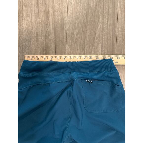 Cherokee Workwear Scrubs Size Small - Picture 7 of 9